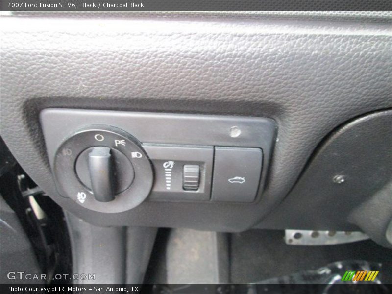 Black / Charcoal Black 2007 Ford Fusion SE V6