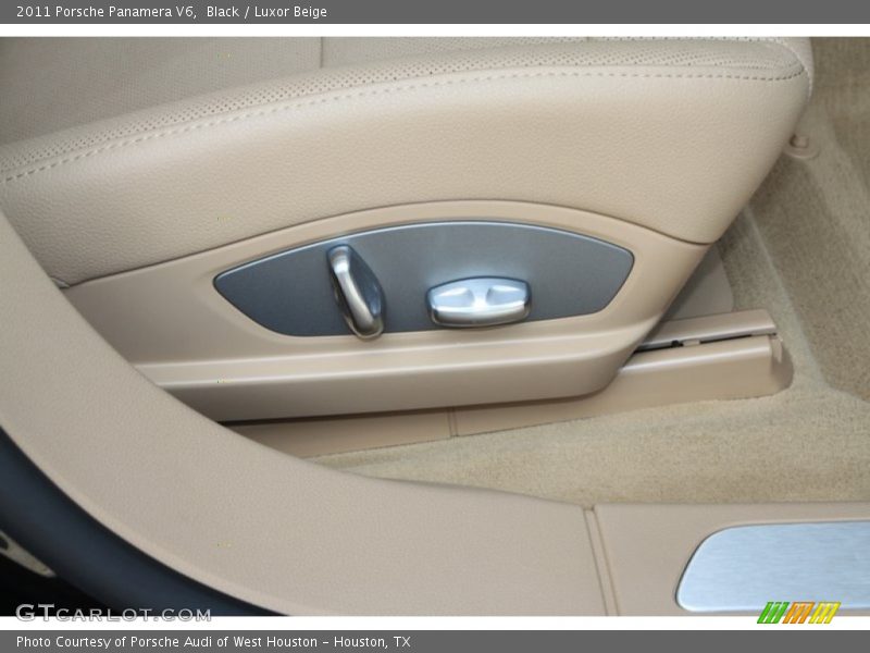 Black / Luxor Beige 2011 Porsche Panamera V6