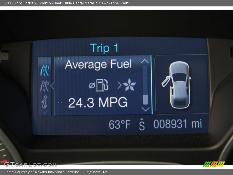 Blue Candy Metallic / Two-Tone Sport 2012 Ford Focus SE Sport 5-Door
