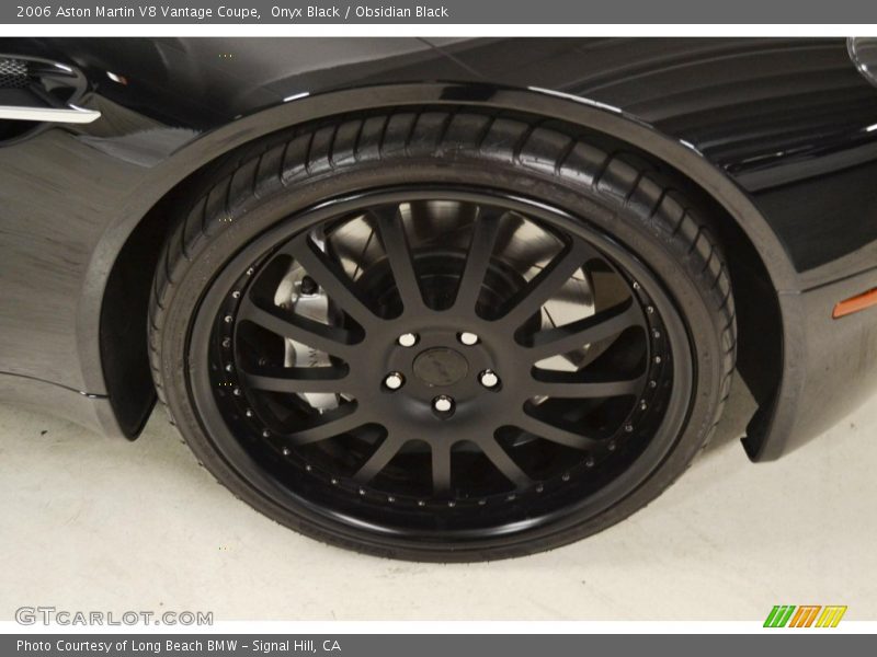 Custom Wheels of 2006 V8 Vantage Coupe