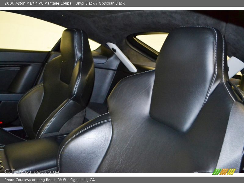 Onyx Black / Obsidian Black 2006 Aston Martin V8 Vantage Coupe