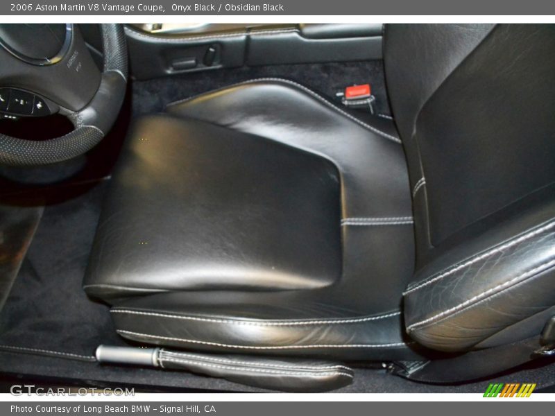 Onyx Black / Obsidian Black 2006 Aston Martin V8 Vantage Coupe