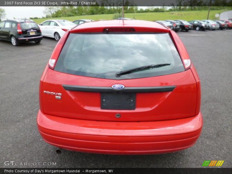 Infra-Red / Charcoal 2007 Ford Focus ZX3 SE Coupe