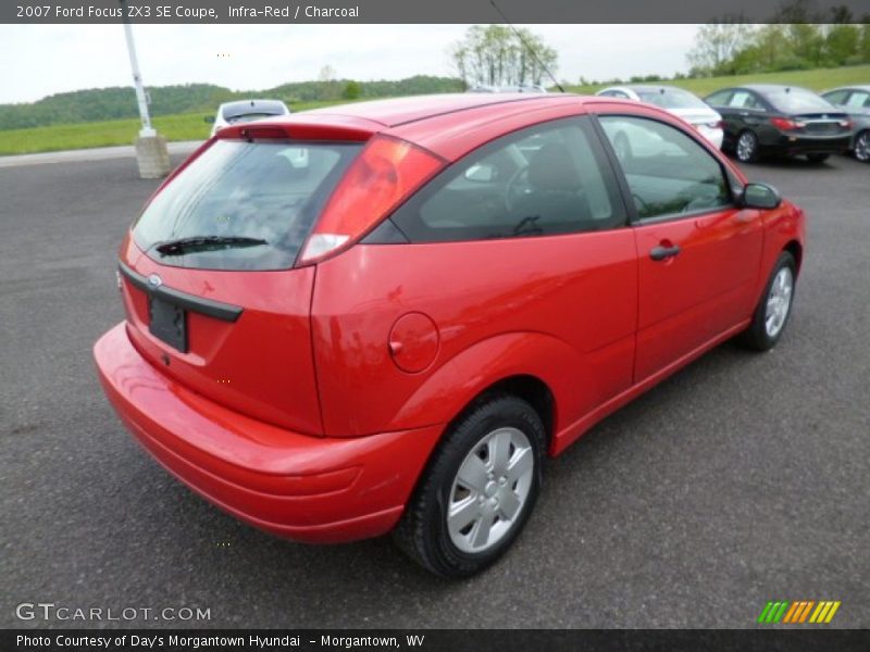 Infra-Red / Charcoal 2007 Ford Focus ZX3 SE Coupe