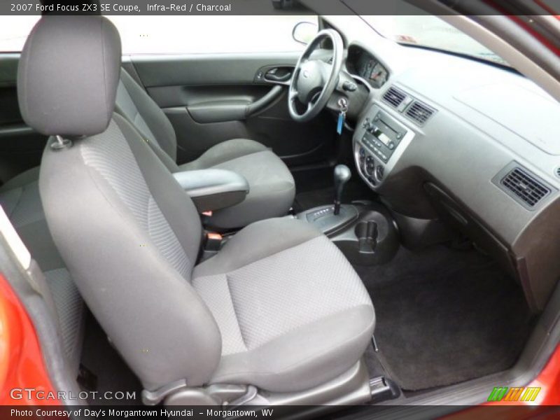  2007 Focus ZX3 SE Coupe Charcoal Interior