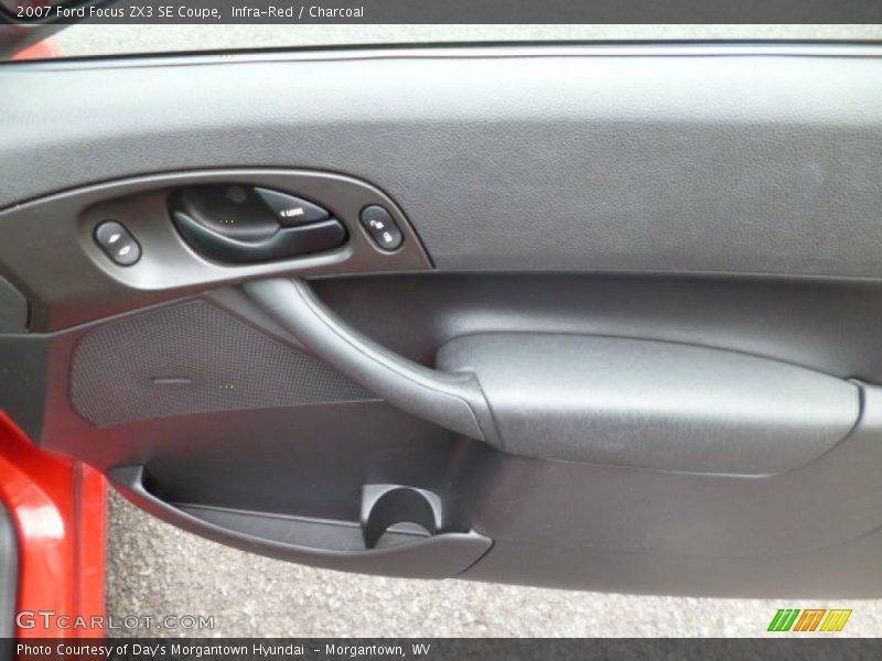 Infra-Red / Charcoal 2007 Ford Focus ZX3 SE Coupe