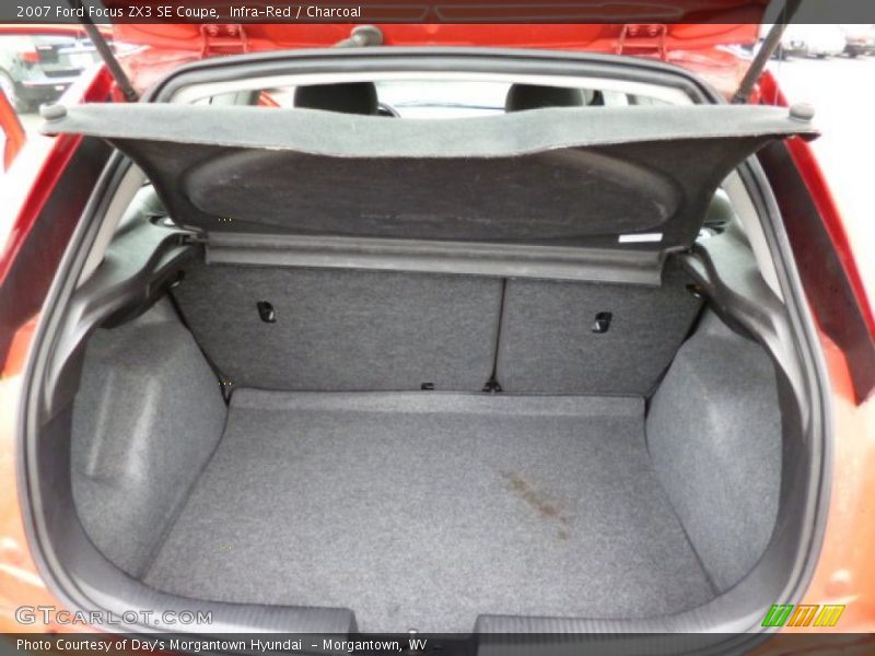  2007 Focus ZX3 SE Coupe Trunk