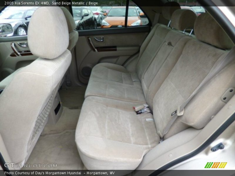 Sand Beige Metallic / Beige 2005 Kia Sorento EX 4WD