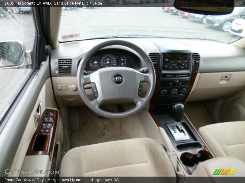 Sand Beige Metallic / Beige 2005 Kia Sorento EX 4WD