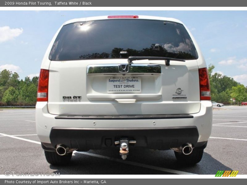 Taffeta White / Black 2009 Honda Pilot Touring