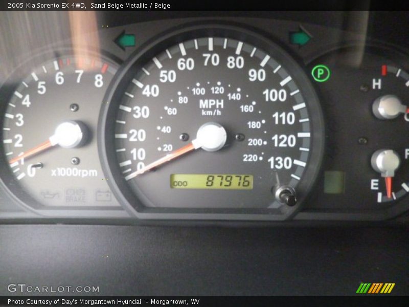 Sand Beige Metallic / Beige 2005 Kia Sorento EX 4WD