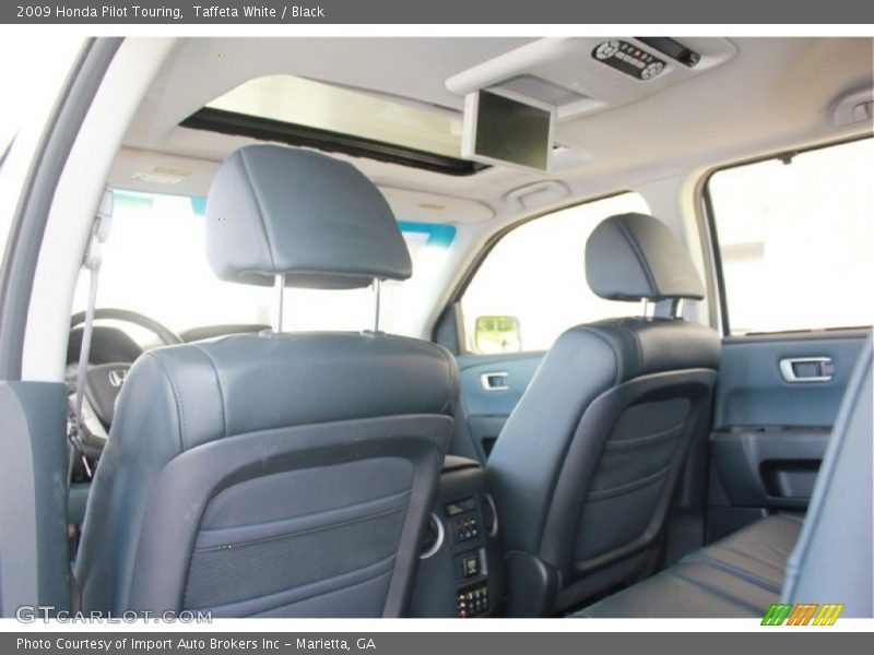 Taffeta White / Black 2009 Honda Pilot Touring
