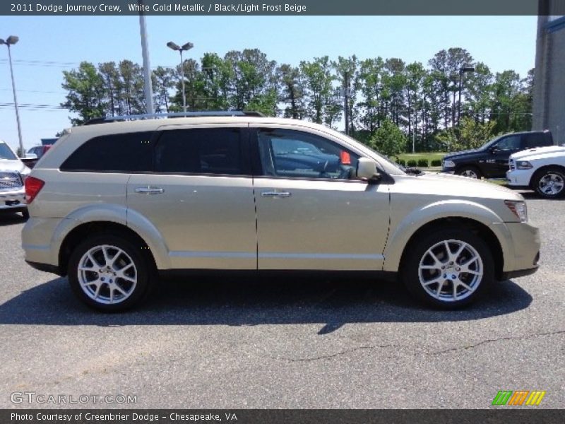 White Gold Metallic / Black/Light Frost Beige 2011 Dodge Journey Crew