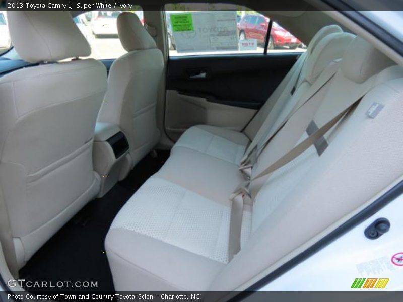 Super White / Ivory 2013 Toyota Camry L