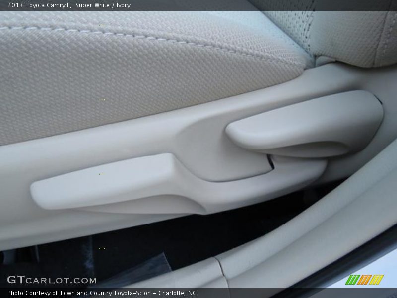 Super White / Ivory 2013 Toyota Camry L