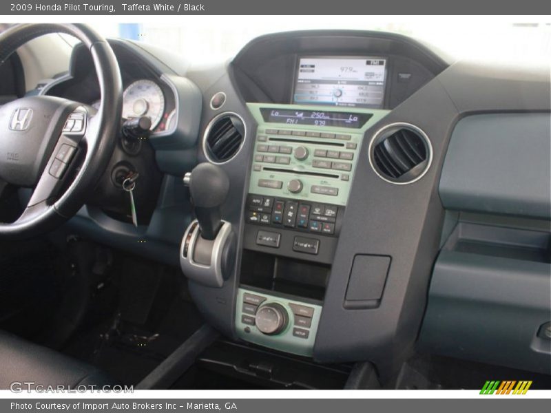 Taffeta White / Black 2009 Honda Pilot Touring