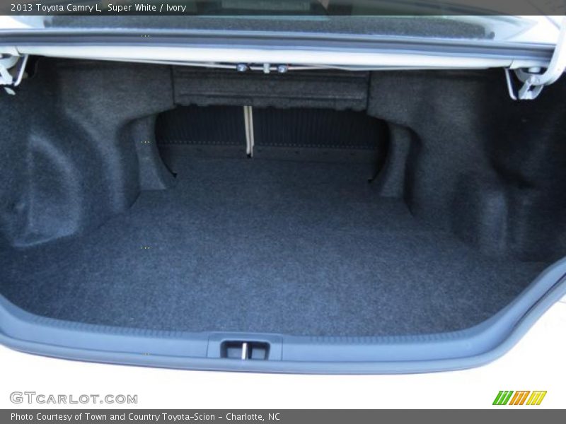 Super White / Ivory 2013 Toyota Camry L