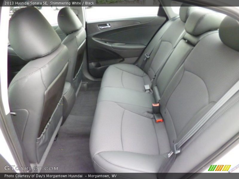 Shimmering White / Black 2013 Hyundai Sonata SE