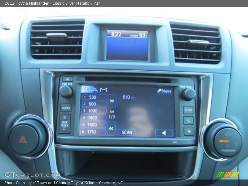 Classic Silver Metallic / Ash 2013 Toyota Highlander