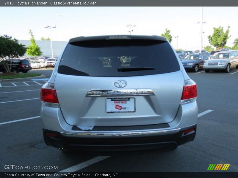 Classic Silver Metallic / Ash 2013 Toyota Highlander