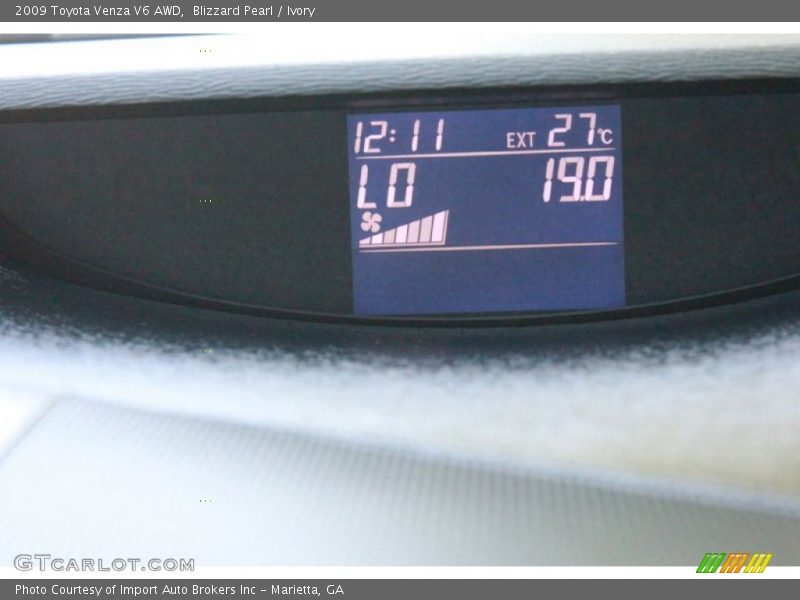 Blizzard Pearl / Ivory 2009 Toyota Venza V6 AWD