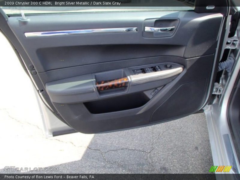 Bright Silver Metallic / Dark Slate Gray 2009 Chrysler 300 C HEMI