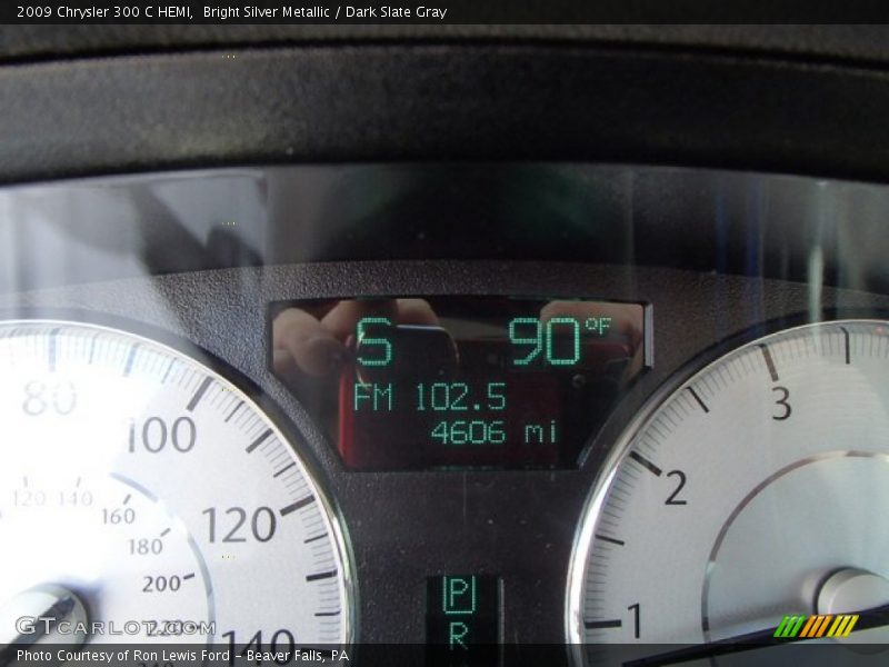 Bright Silver Metallic / Dark Slate Gray 2009 Chrysler 300 C HEMI
