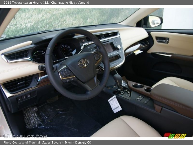 Champagne Mica / Almond 2013 Toyota Avalon Hybrid XLE