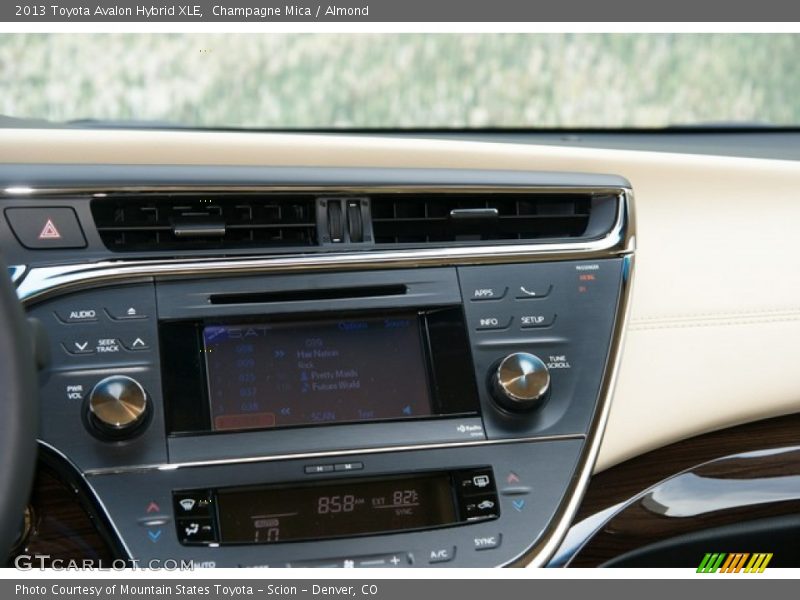 Champagne Mica / Almond 2013 Toyota Avalon Hybrid XLE