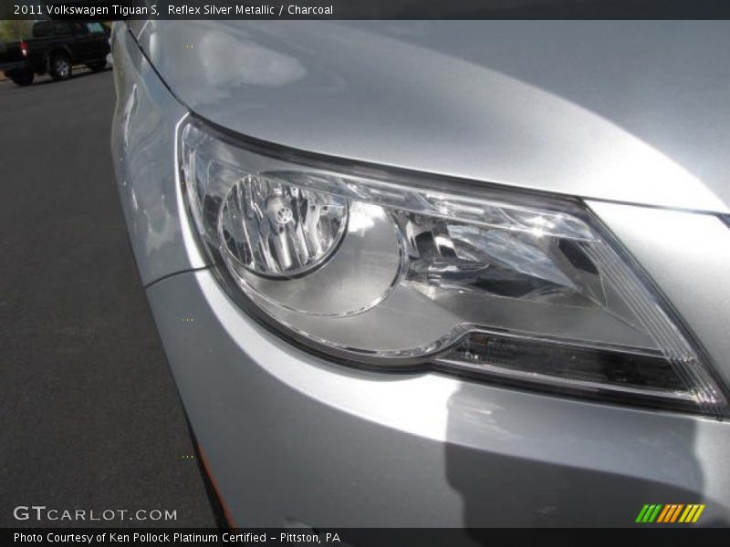 Reflex Silver Metallic / Charcoal 2011 Volkswagen Tiguan S