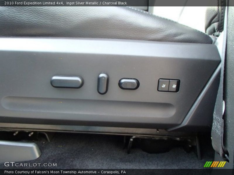 Ingot Silver Metallic / Charcoal Black 2010 Ford Expedition Limited 4x4