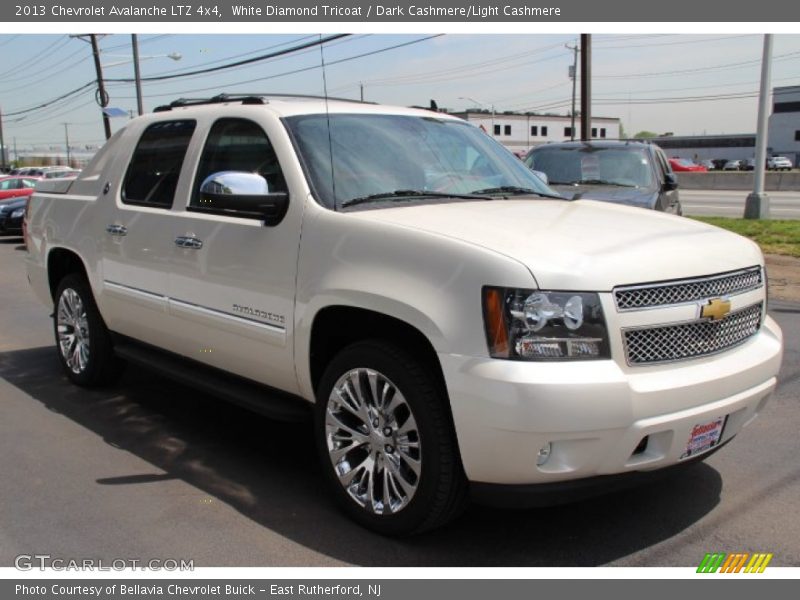 White Diamond Tricoat / Dark Cashmere/Light Cashmere 2013 Chevrolet Avalanche LTZ 4x4