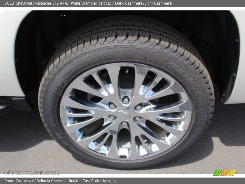 White Diamond Tricoat / Dark Cashmere/Light Cashmere 2013 Chevrolet Avalanche LTZ 4x4