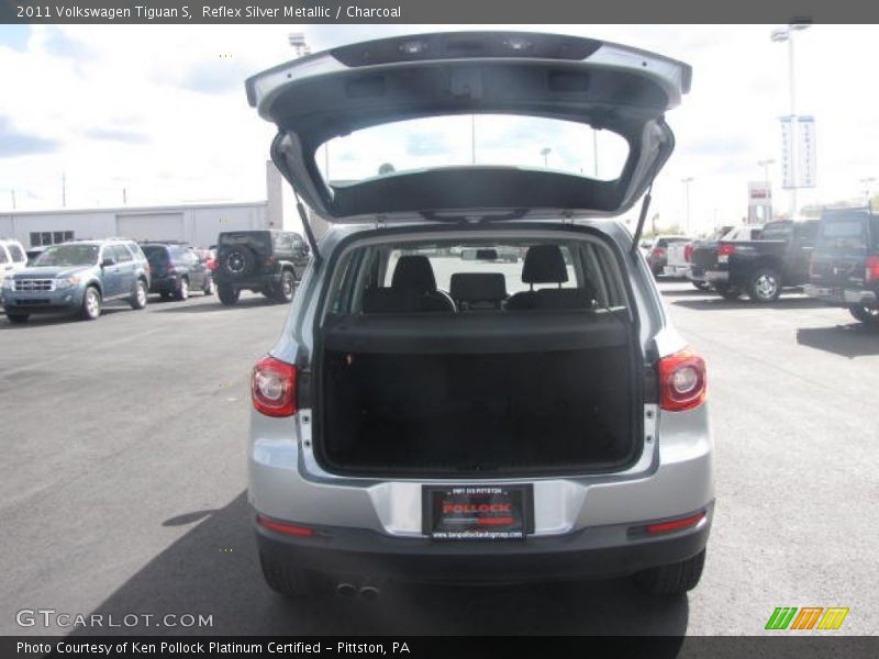 Reflex Silver Metallic / Charcoal 2011 Volkswagen Tiguan S