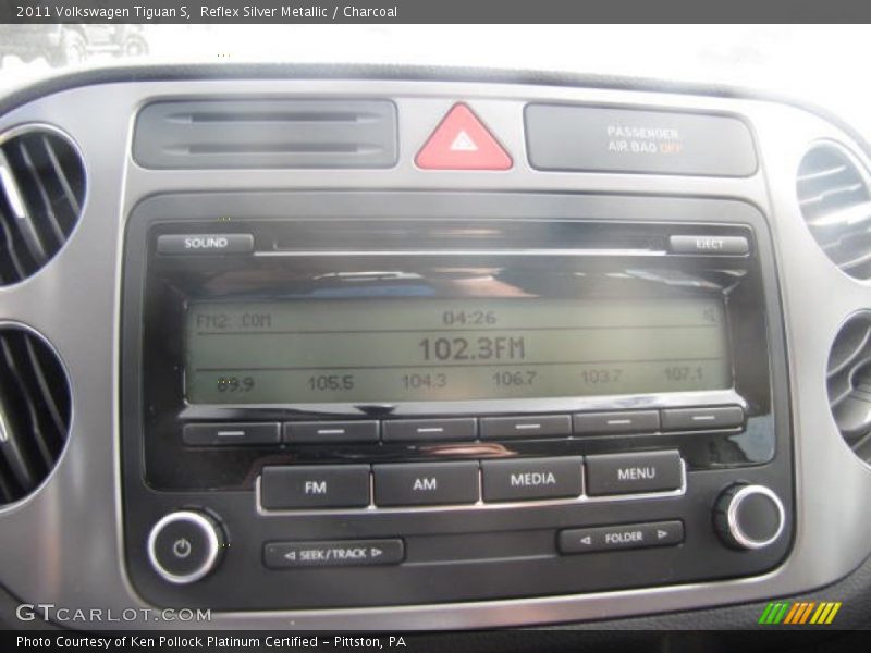 Reflex Silver Metallic / Charcoal 2011 Volkswagen Tiguan S