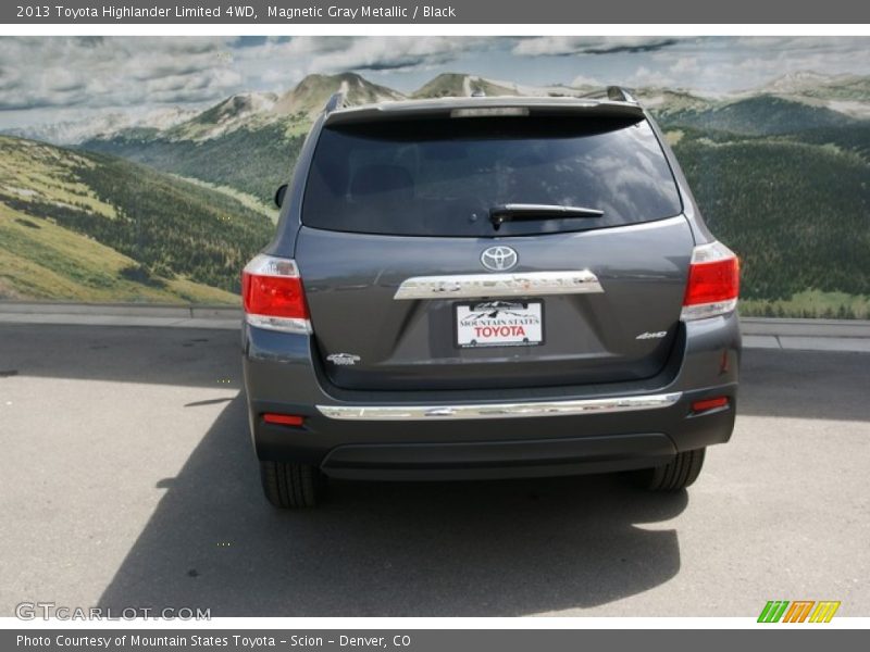 Magnetic Gray Metallic / Black 2013 Toyota Highlander Limited 4WD