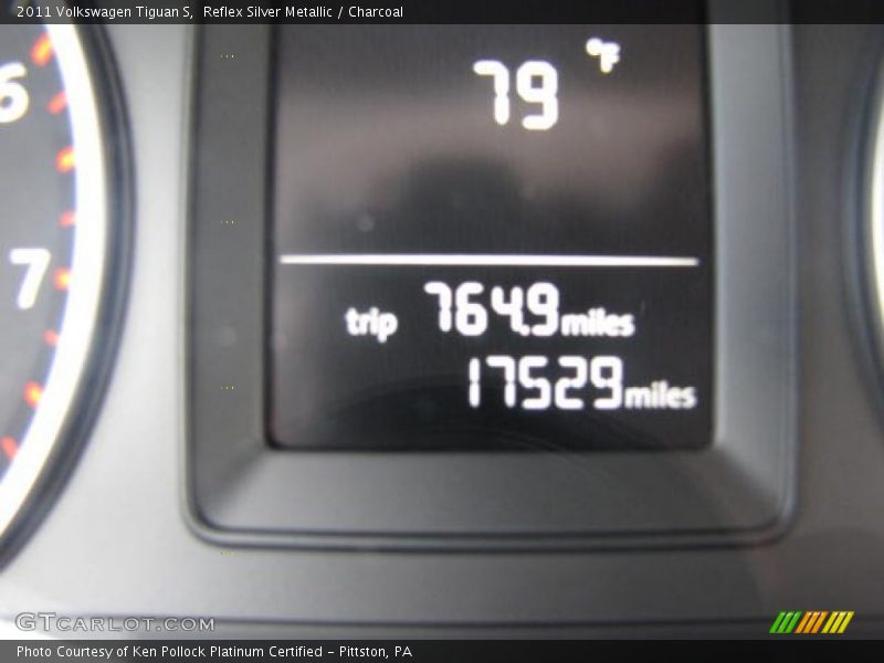 Reflex Silver Metallic / Charcoal 2011 Volkswagen Tiguan S