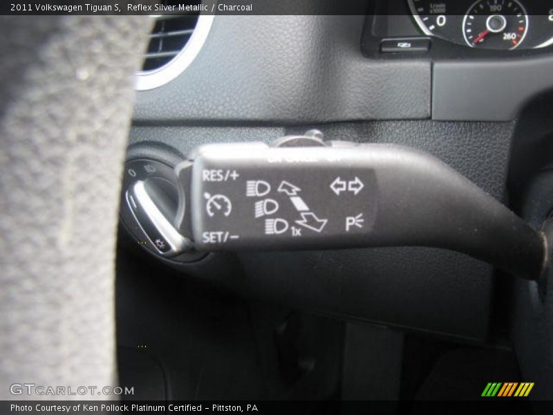 Reflex Silver Metallic / Charcoal 2011 Volkswagen Tiguan S
