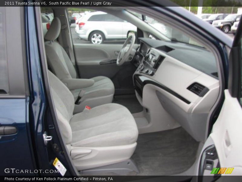 South Pacific Blue Pearl / Light Gray 2011 Toyota Sienna V6