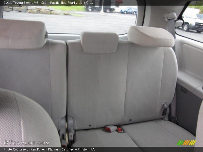South Pacific Blue Pearl / Light Gray 2011 Toyota Sienna V6
