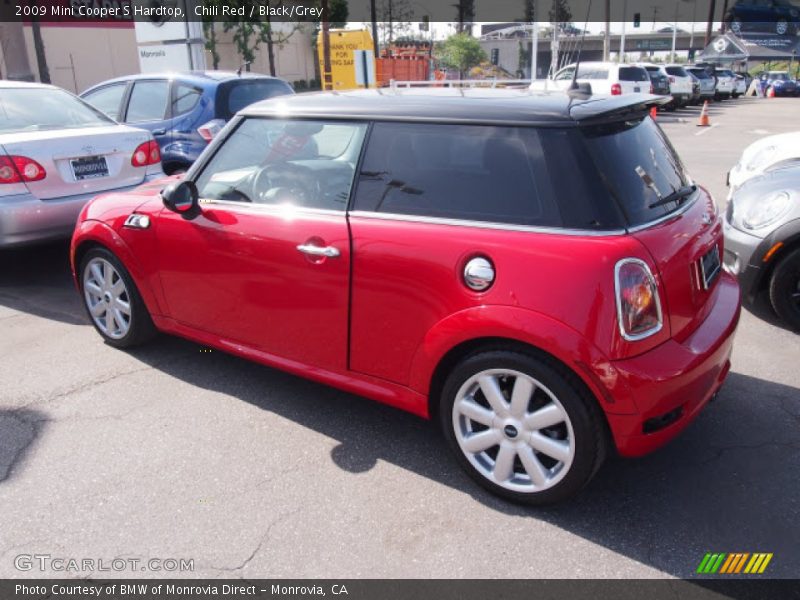 Chili Red / Black/Grey 2009 Mini Cooper S Hardtop