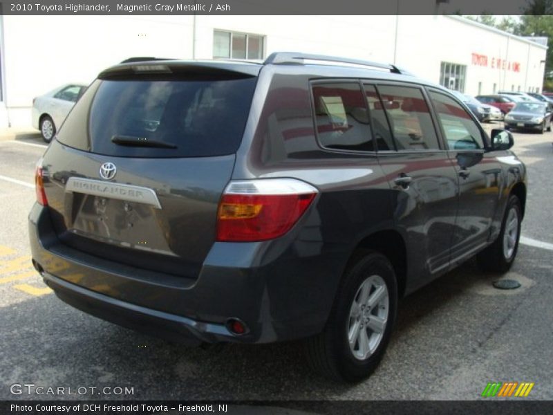 Magnetic Gray Metallic / Ash 2010 Toyota Highlander