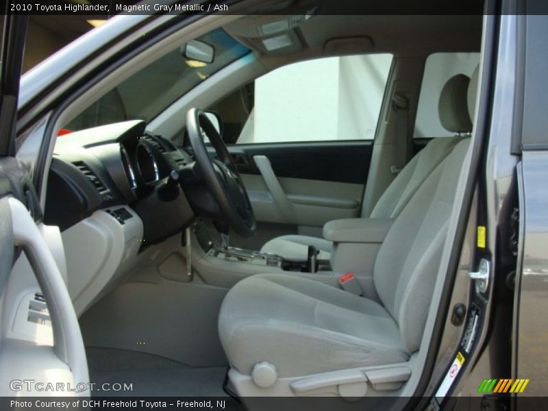 Magnetic Gray Metallic / Ash 2010 Toyota Highlander