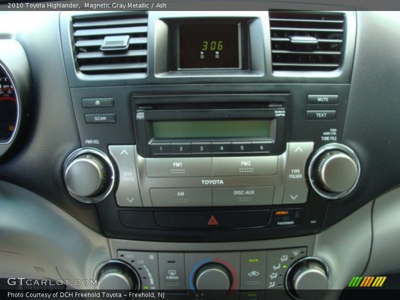 Magnetic Gray Metallic / Ash 2010 Toyota Highlander