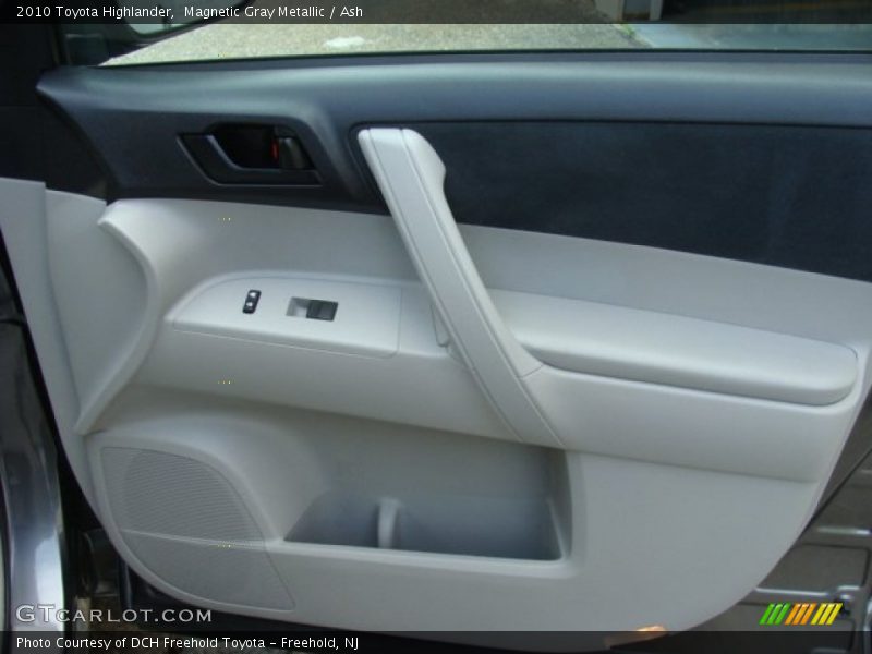 Magnetic Gray Metallic / Ash 2010 Toyota Highlander
