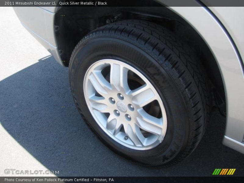 Quick Silver Metallic / Black 2011 Mitsubishi Endeavor LS