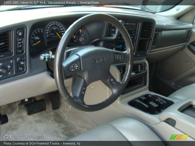 Sandalwood Metallic / Neutral/Shale 2003 GMC Yukon XL SLT 4x4