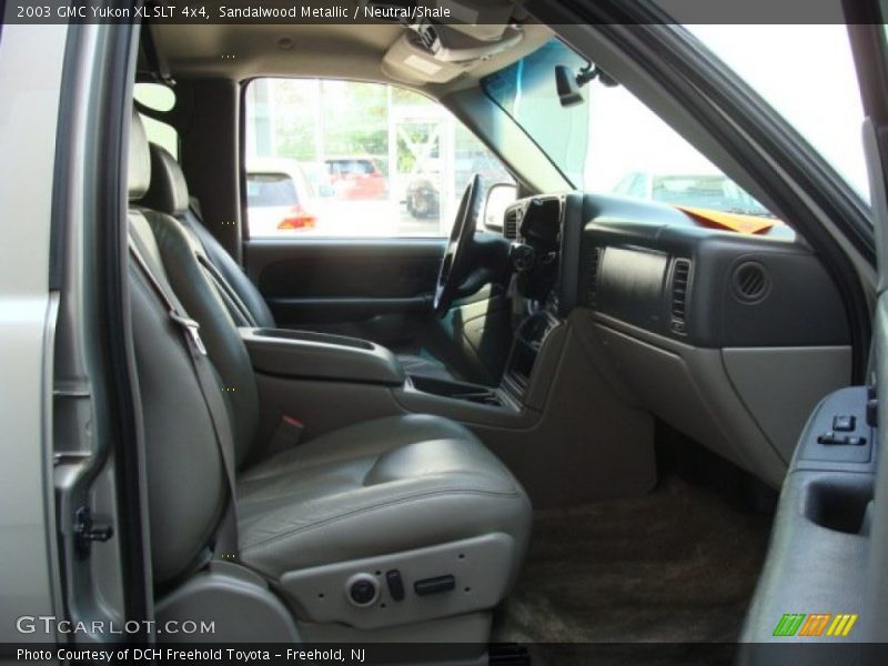 Sandalwood Metallic / Neutral/Shale 2003 GMC Yukon XL SLT 4x4