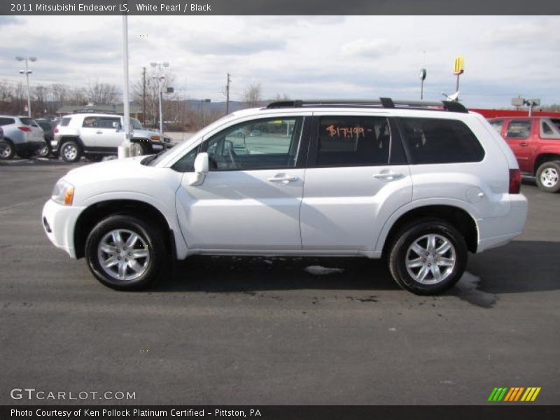 White Pearl / Black 2011 Mitsubishi Endeavor LS