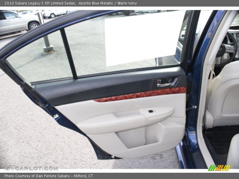 Door Panel of 2010 Legacy 3.6R Limited Sedan